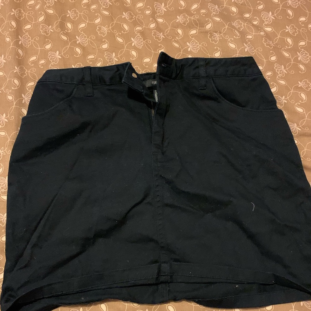 Mini Skirt - Picture 2 of 2